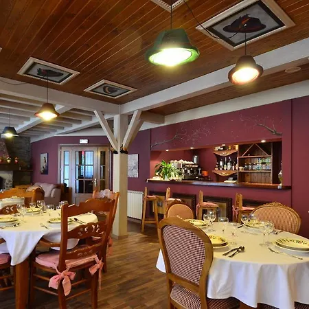 Snoe Colomers Hotel 2*